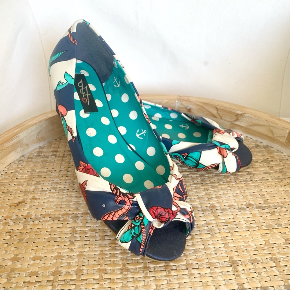 Women’s Iron Fist Rockabilly Seashells Peep Toe Flats